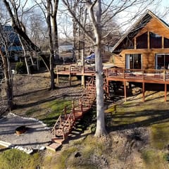 Weaver’s Trout House – Angler’s Dream with Private Dock on Little Red River