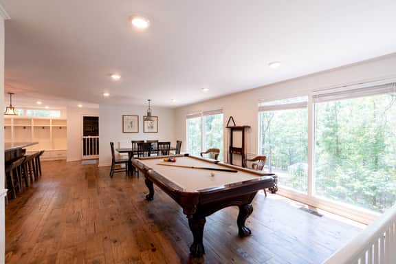 Stoney Ridge Resort | Sleeps 12 | Pool Table | Deck | Eden Isle