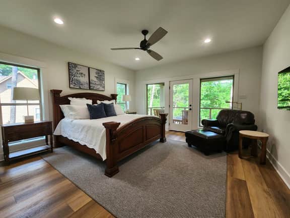 Brand New Family Lake Retreat with Two Living Areas - Image 5