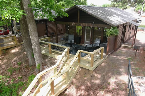 2 Bedroom Little Red Riverfront Cabin on Winkley Shoals
