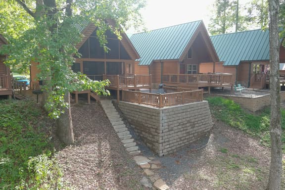 Little Red River Waterfront Cabin for a perfect fishing getaway! - Image 1